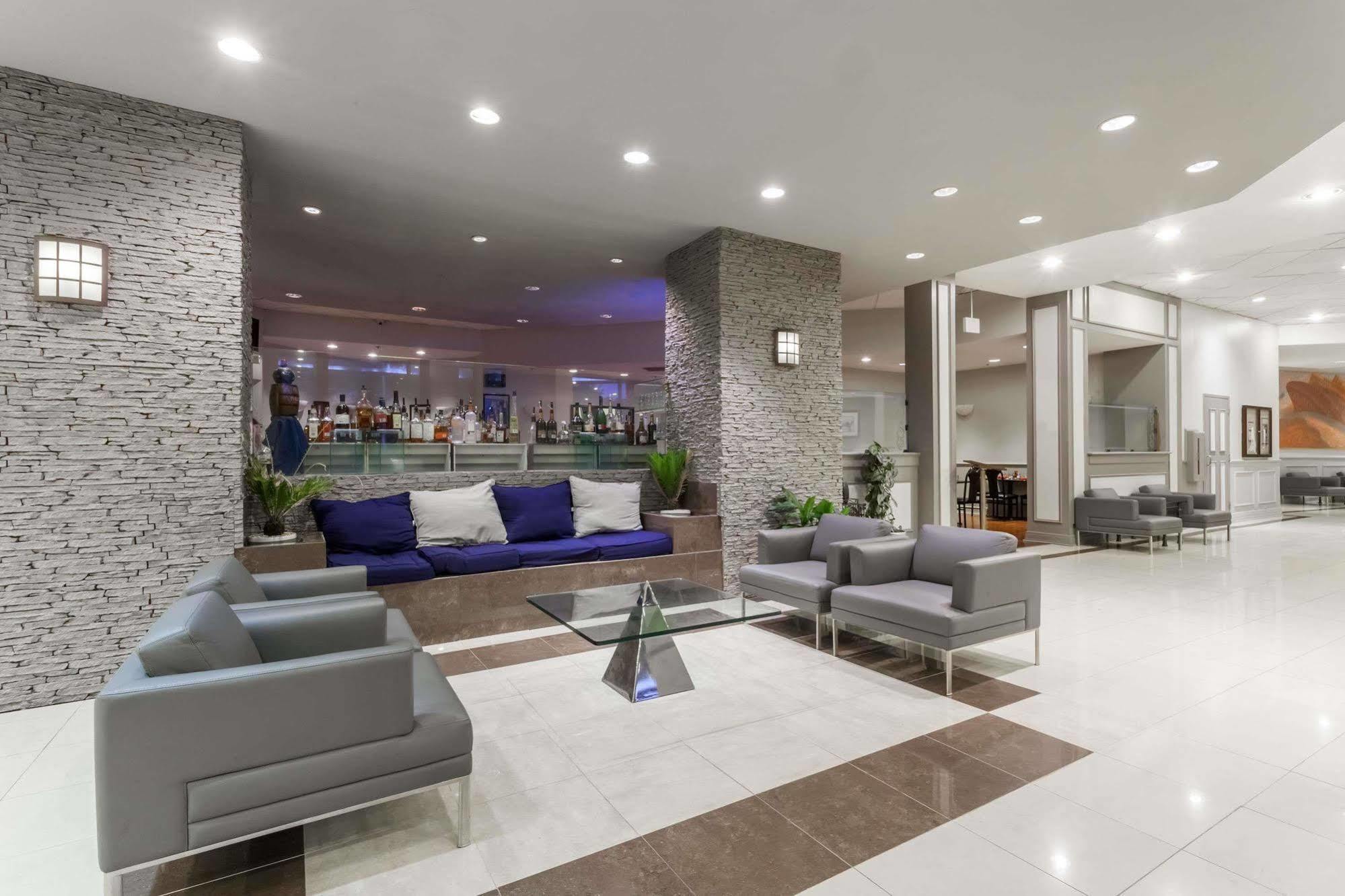 Wyndham Southbury Hotel Bagian luar foto