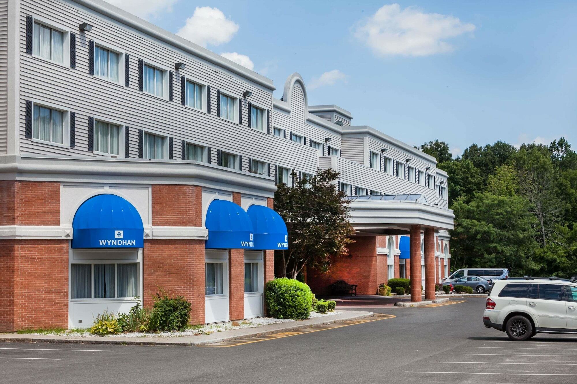 Wyndham Southbury Hotel Bagian luar foto